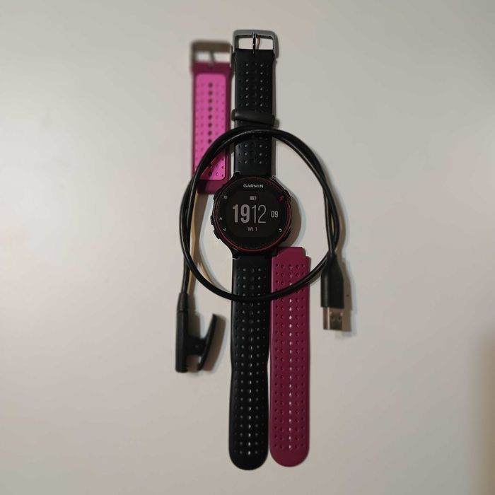 Garmin Forerunner 235