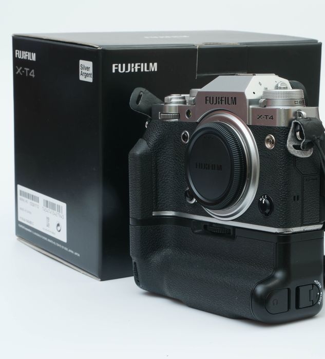 Fujifilm xt-4 com grip original