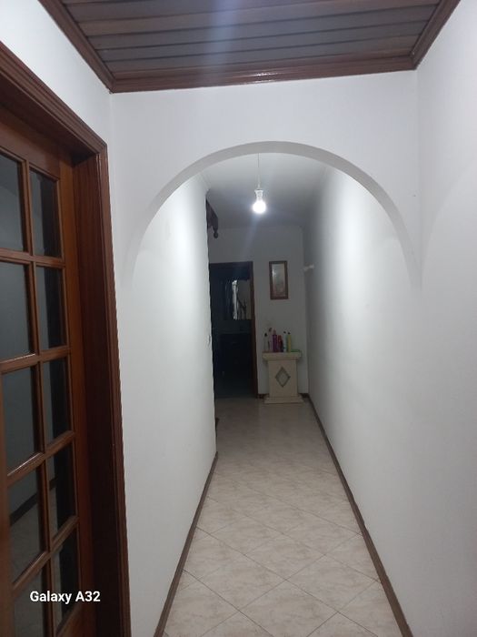 Quarto individual para arrendar