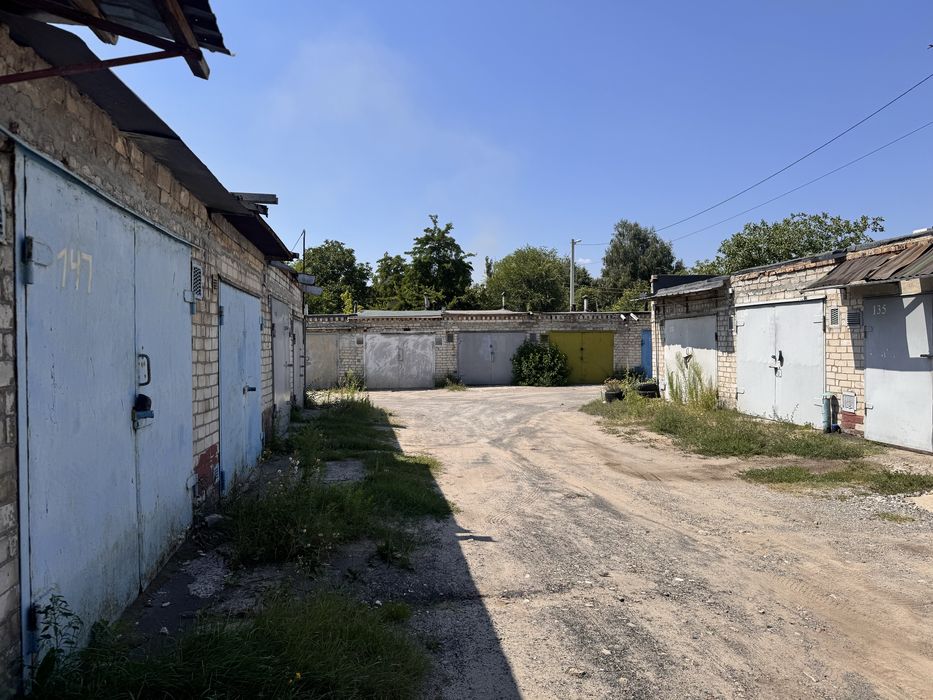 Продам каптальный гараж, ж/м Приднепровск