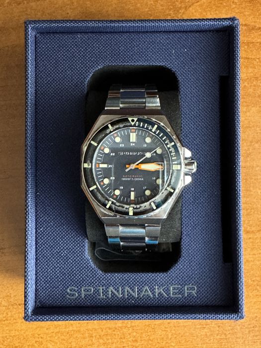 Spinnaker Dumas — стильные механические часы с японским автоматическим механизмом.