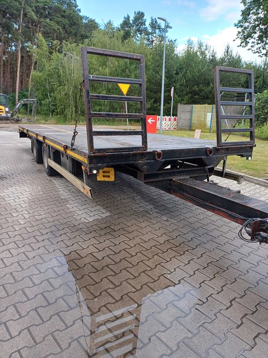 Przyczepa niskopodwoziowa tandem