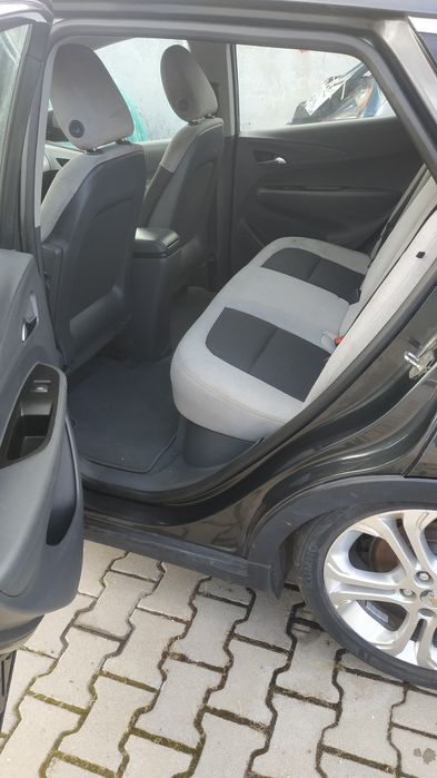 Chevrolet bolt 2018 64кв.