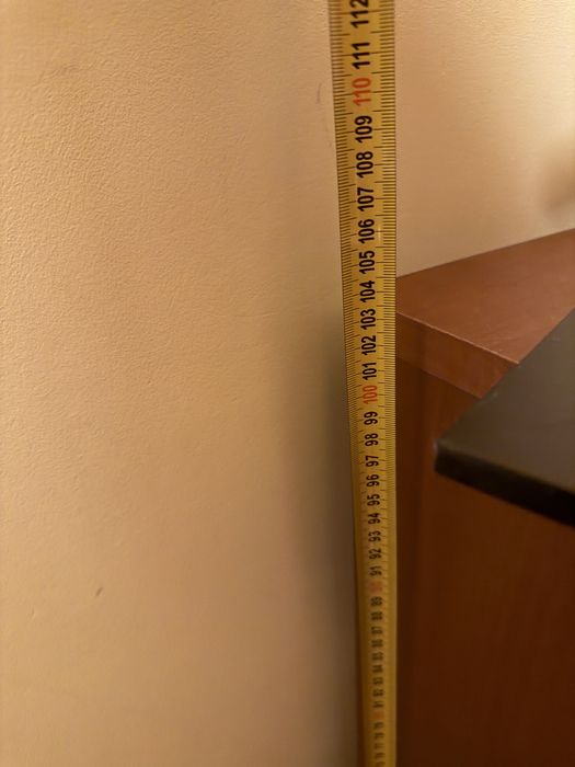 Oddam za darmo komode i  biurko