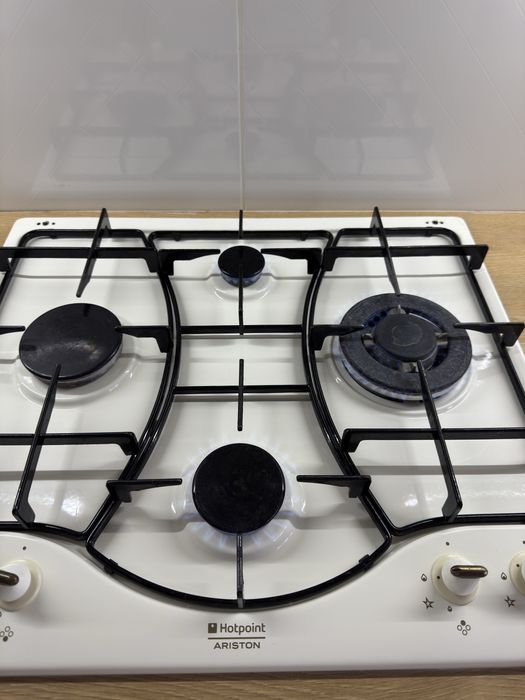 Варильна поверхня Hotpoint Ariston