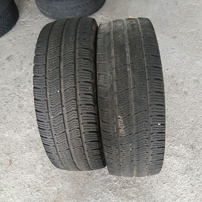 2 Pneus 225/70R15 C Yokohama