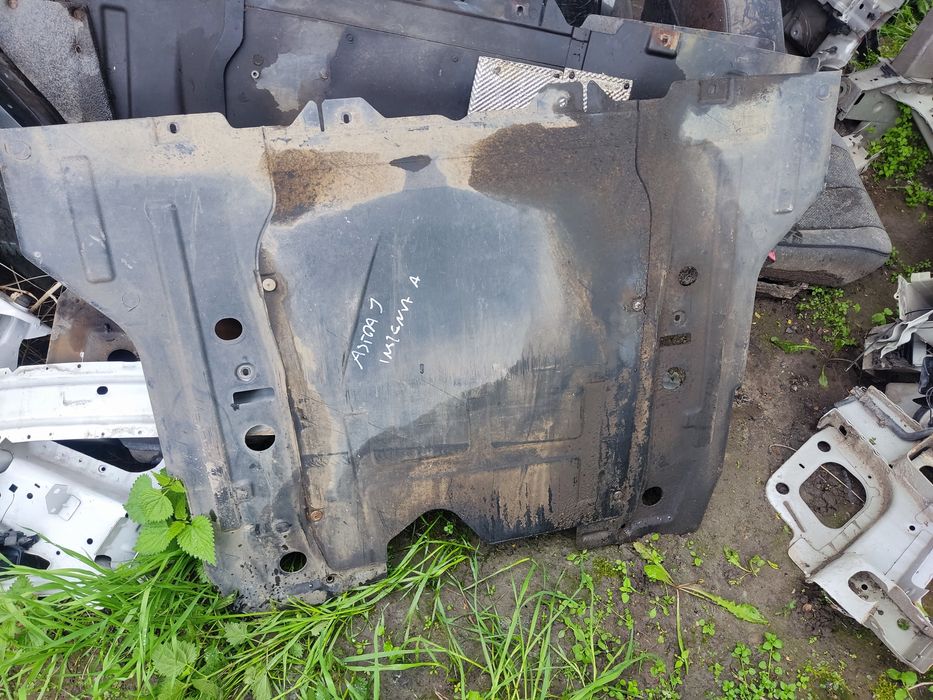 Pokrywa dolna Opel Insignia Astra Pampers Obudowa