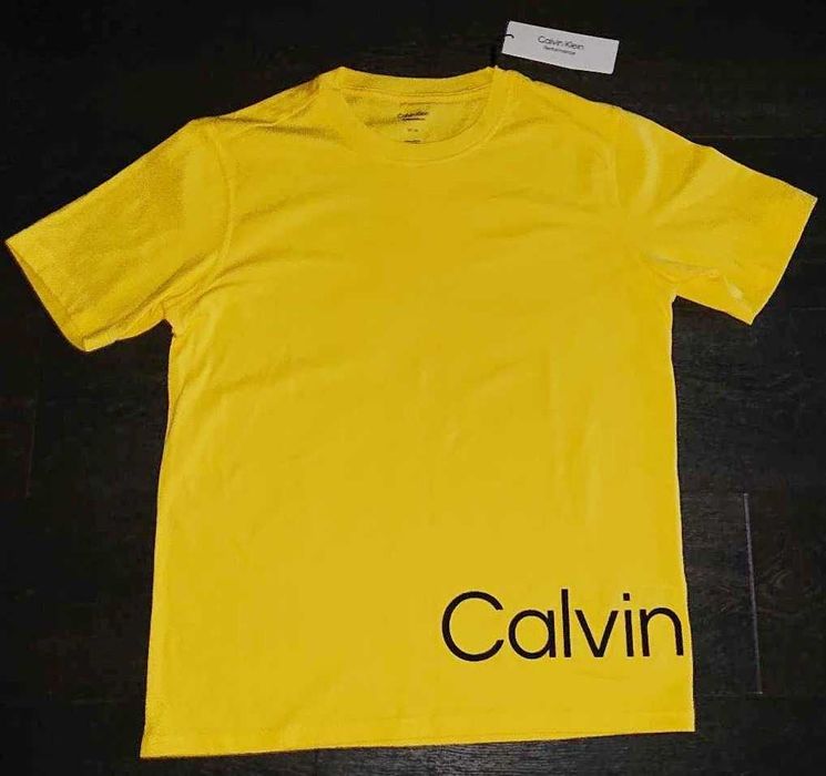 T-Shirt Calvin Klein Performance  r. M