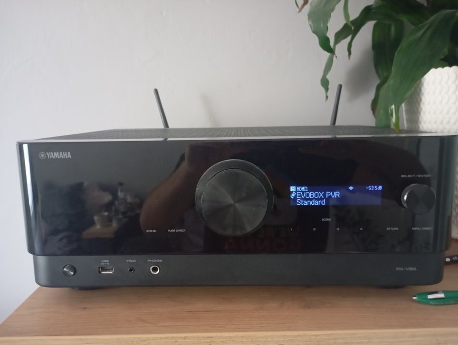 Amplituner Yamaha rx-v6a