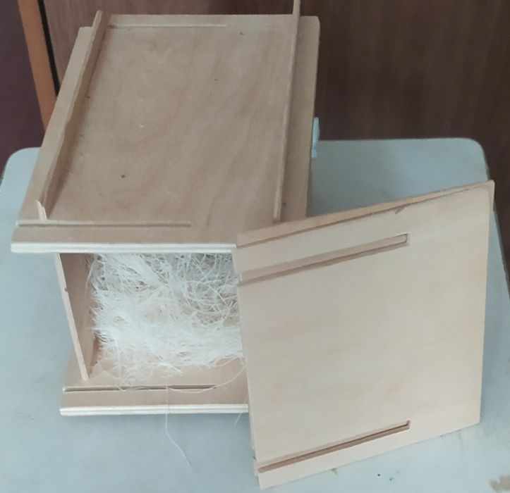 Дом-гниздо для птиц