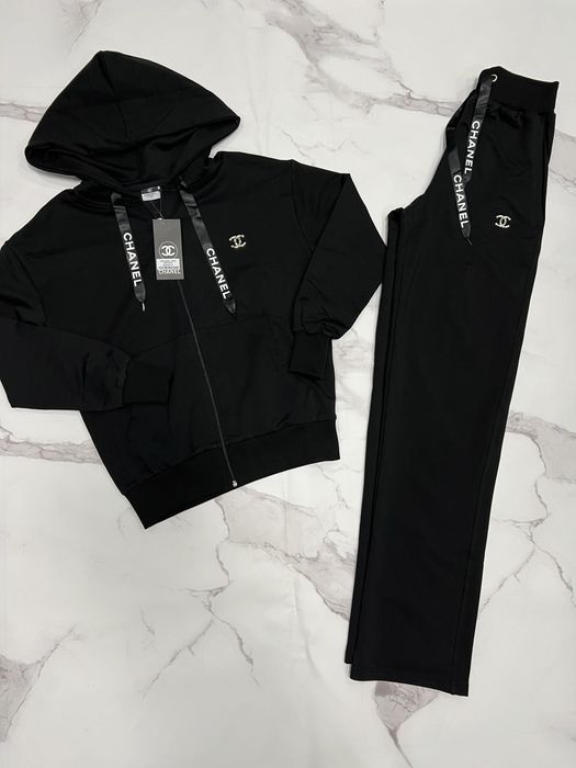 Костюм  жіночий  Chanel з  брюками палаццо та сірий