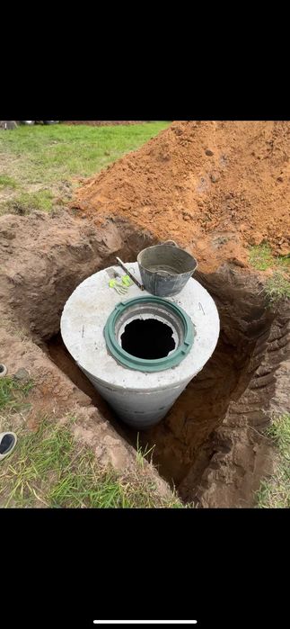 Бетонні кільця для каналізації. Копка, доставка, монтаж