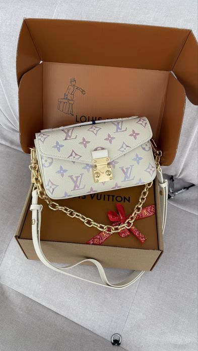 Сумка Louis Vuitton Metis