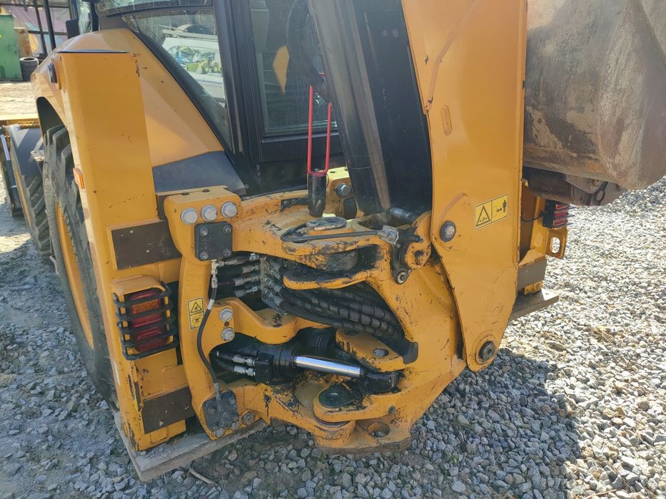 CAT 428(432)F2  2018г.в.