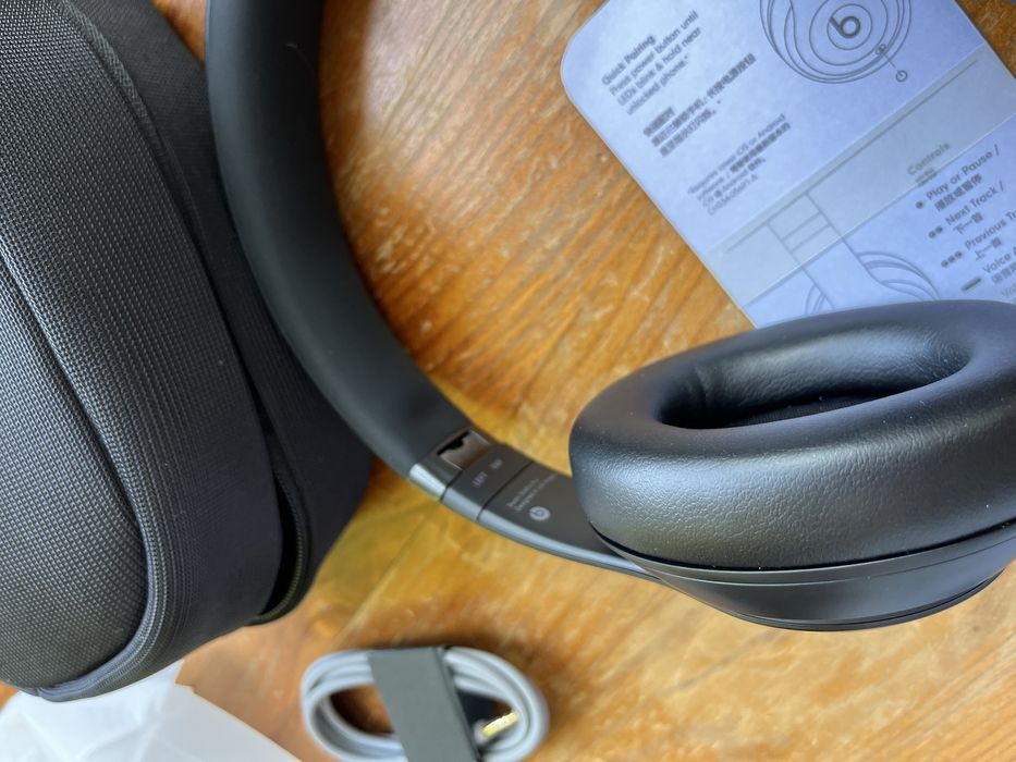 Headphones Beats Studio Pro