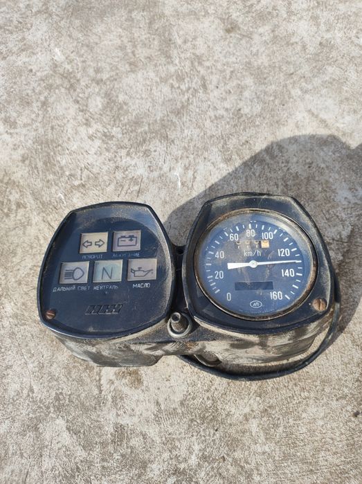 Приладова панель Іж Юпітер