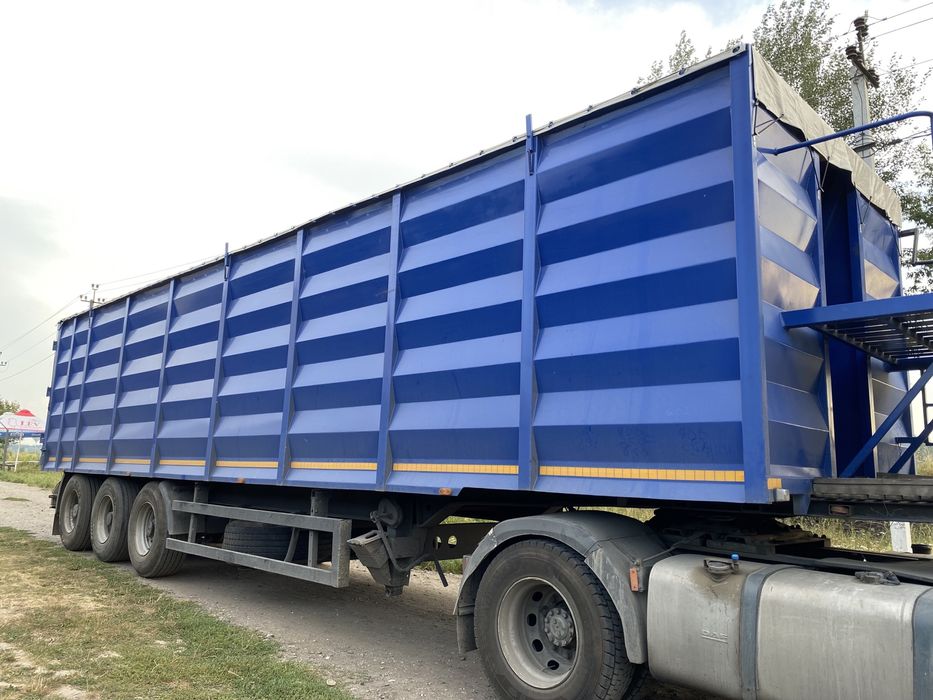 Полуприцеп -зерновоз