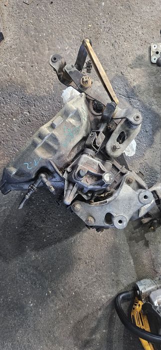 Corsa D Skrzynia biegów