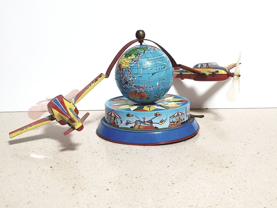 Raro brinquedo de movimento vintage Alemão em  chapa