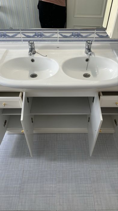Movel wc + lavatorio + torneira + espelho