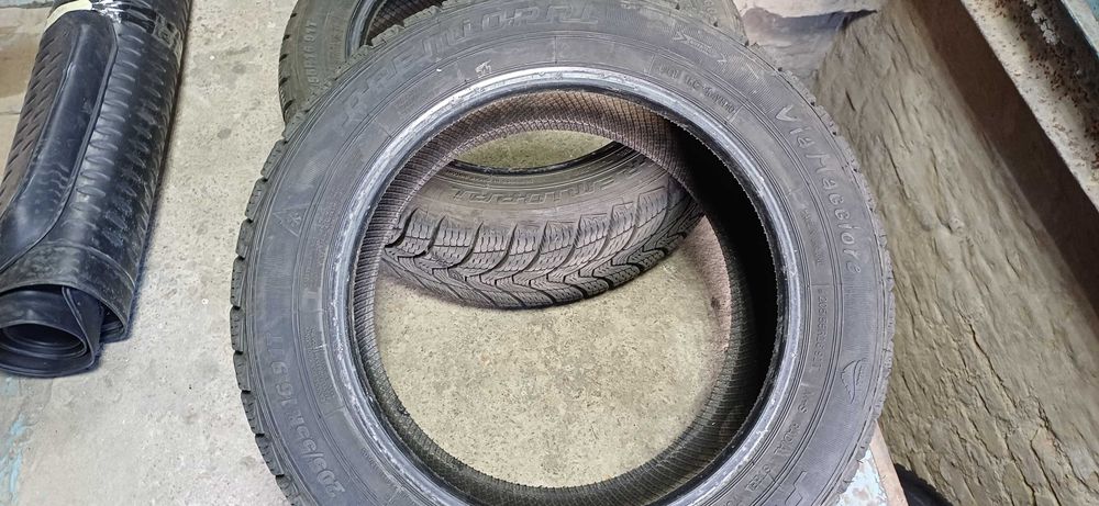 Шини зимові пара 205/55 R16 91Т