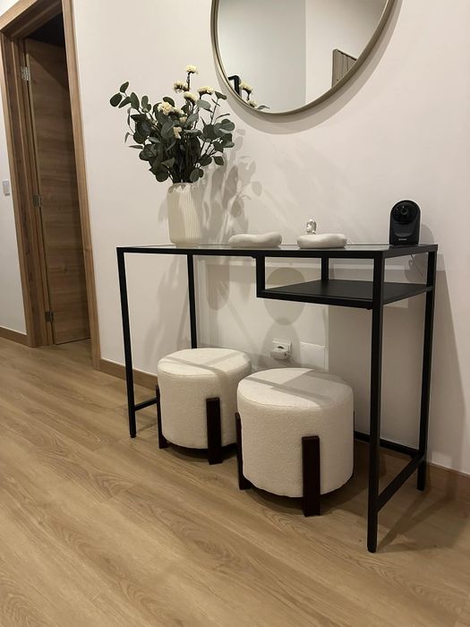 Secretária/Consola Vittsjo IKEA