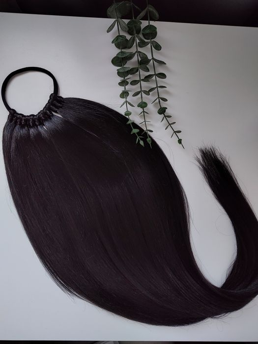 Kucyk na gumce czarny 80cm