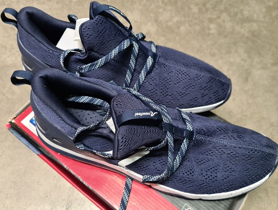 Tenis Decathlon novos n 45.5  -46. Na caixa
PvP 29 eur.
novos na caixa