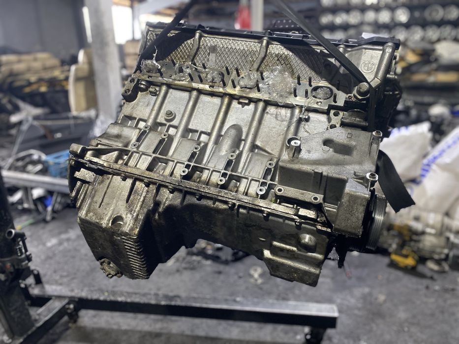 Мотор BMW E39 M52B28 525і Бензин Однованосний двигун  БМВ Дорест
