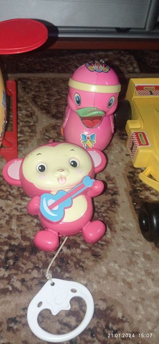 Игрушки детские б.у