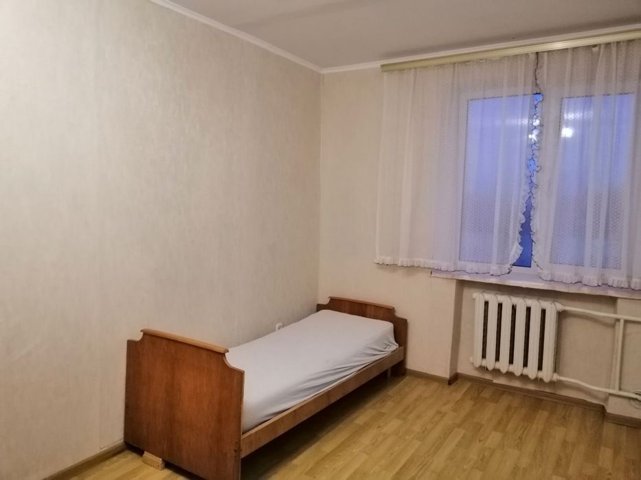 Оренда затишної кімнати в гуртожитку Відінська.