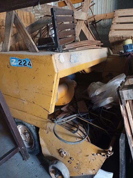 Prasa do slomy Z 224
