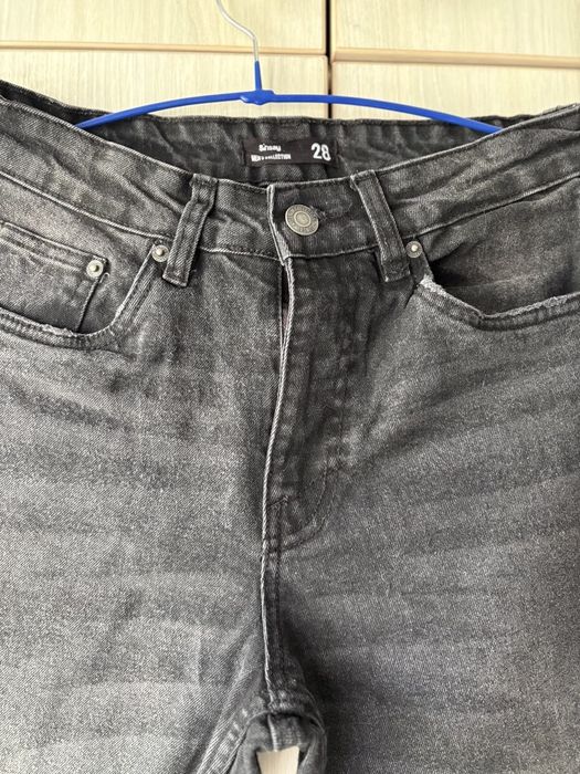 Класичні джинси на підлітка