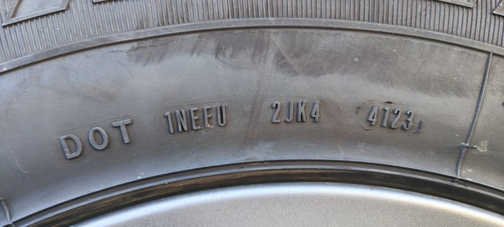 Jantes com pneus Range Rover P38