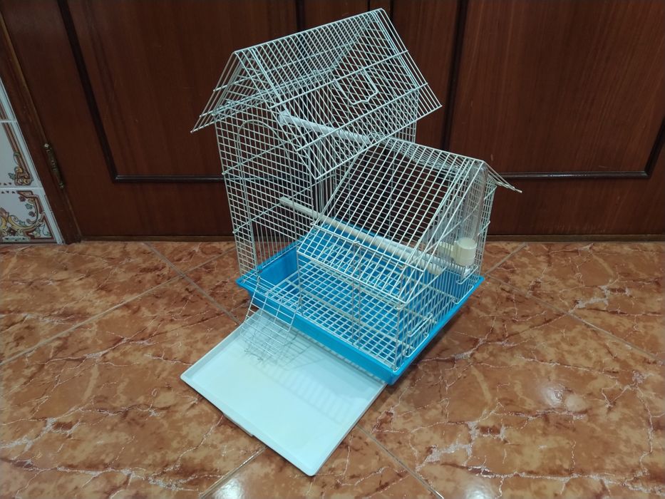 Gaiola para pássaros canários mandarins periquitos bengalins aves casa quarto apartamento vivenda escritório gabinete carro cozinha sala.