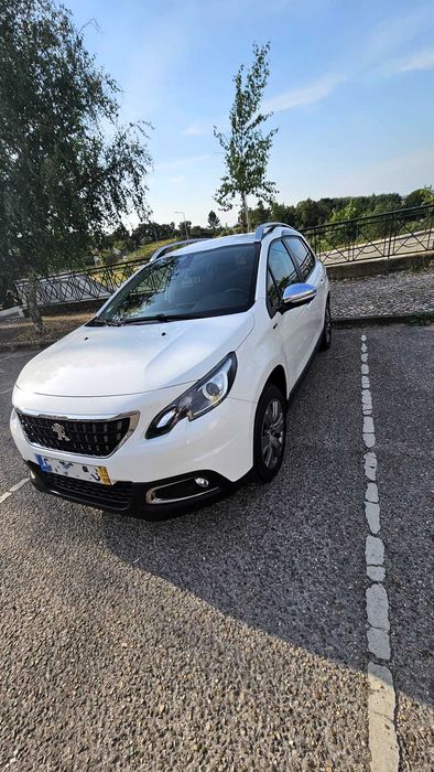 Peugeot 2008 1.2 PureTech Style - Branco (Ano 2017 - 86.000Km)