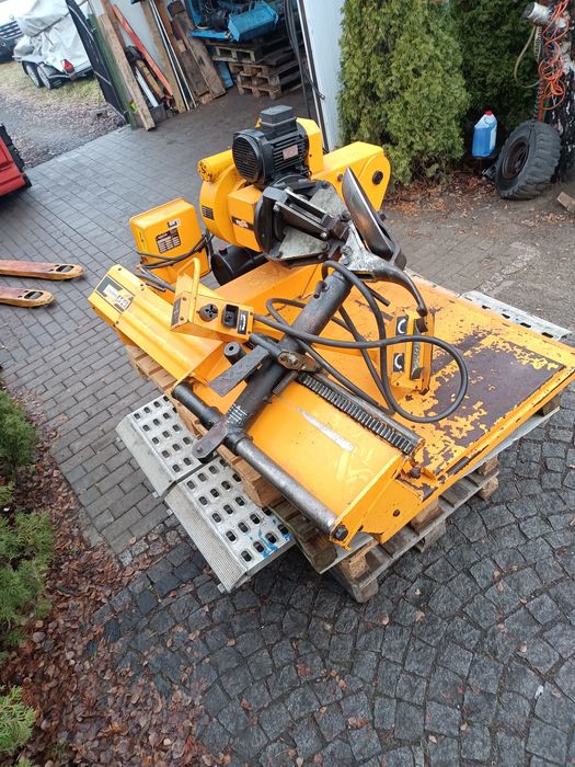 Montazownica do opon ciężarowych