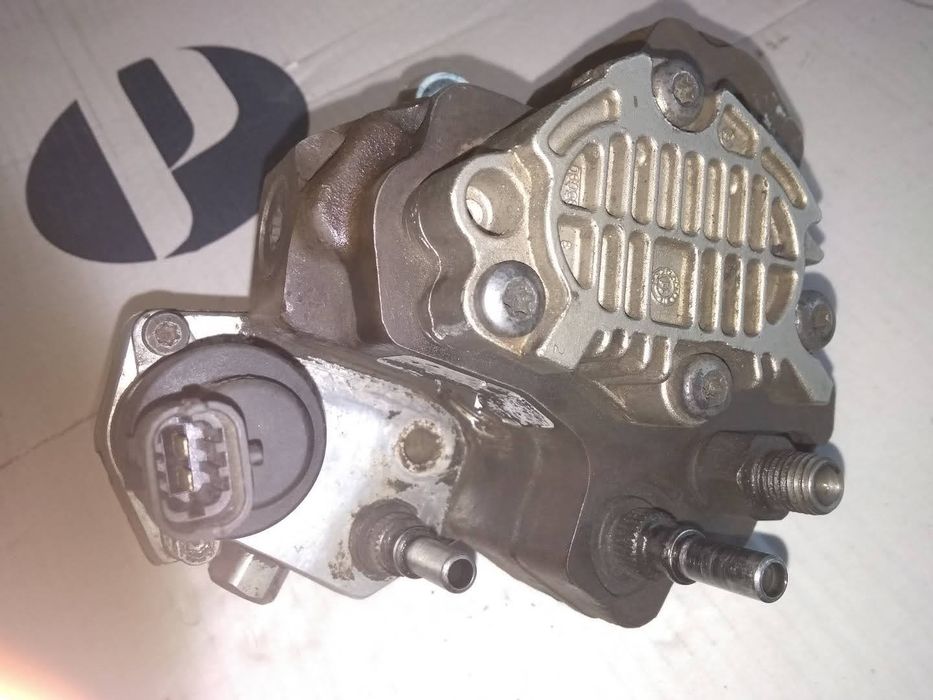 Насос високого тиску