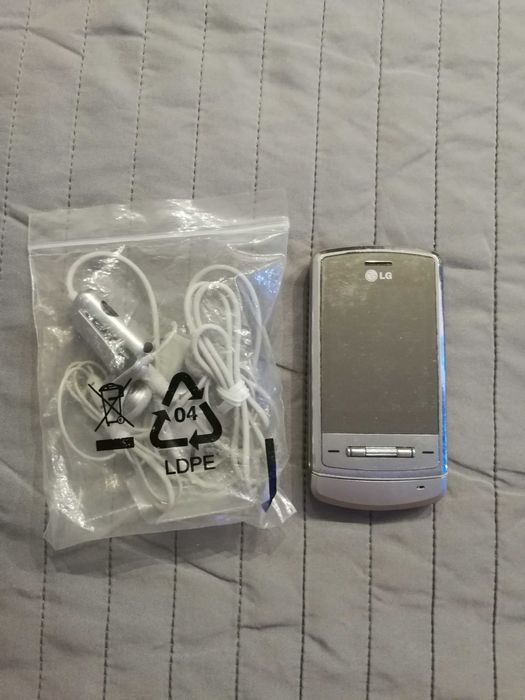Lg shine telefon komórkowy uszkodzy plus słuchawki KE970