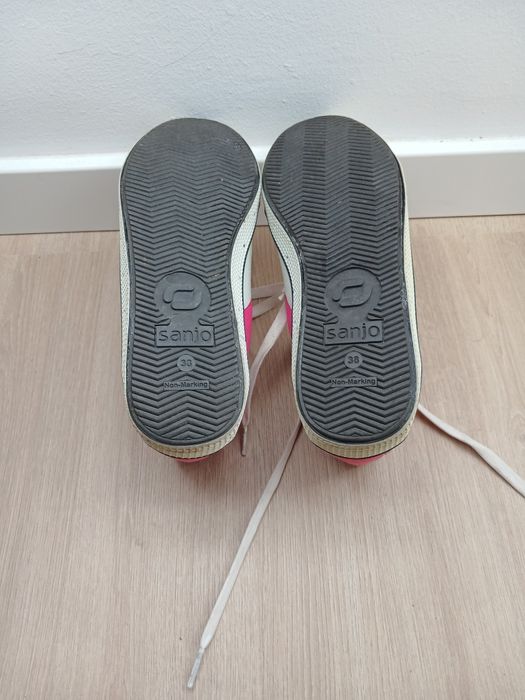 Tenis sanjo tananho 38