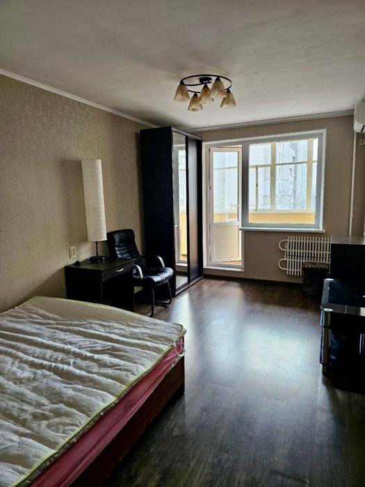 Сдам 1к.кв. м. «Индустриальная» Солнечный ремонт