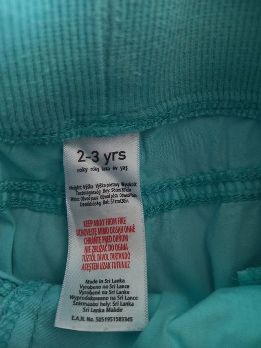 Spodenki dla dziewczynki r.98