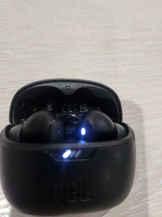 Навушники  JBL TUNE 245 NC