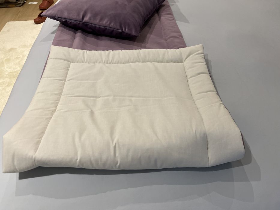 Conjunto tapa pés e fronhas almofadas (cores lilás/malva ou cinza)