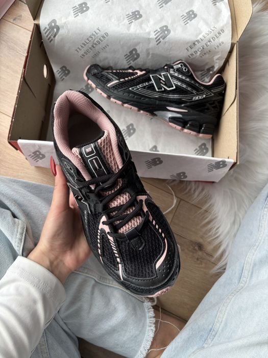New Balance 1906R Eclipse Pink Taffy Black (36-41р)