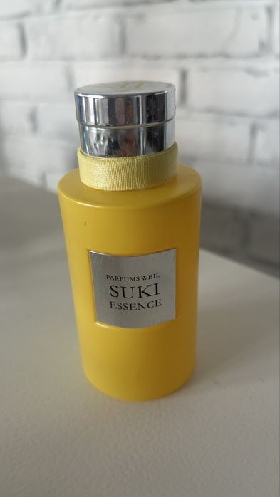 Woda perfumowana Suki Essence Weil 100 ml (zuzyto 5%) Tomaszów