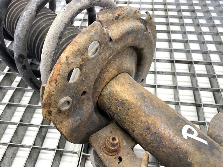 AMORTYZATOR PRAWY PRZÓD ZE SPRĘŻYNĄ FORD TRANSIT CONNECT 1.5