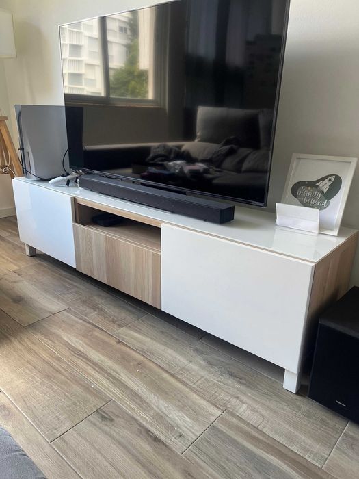 Movel de TV c/ tampo em vidro