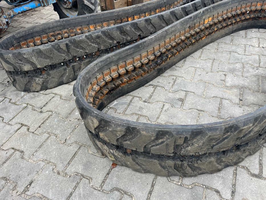 300X53X80 Gąsienica Bridgestone Kubota