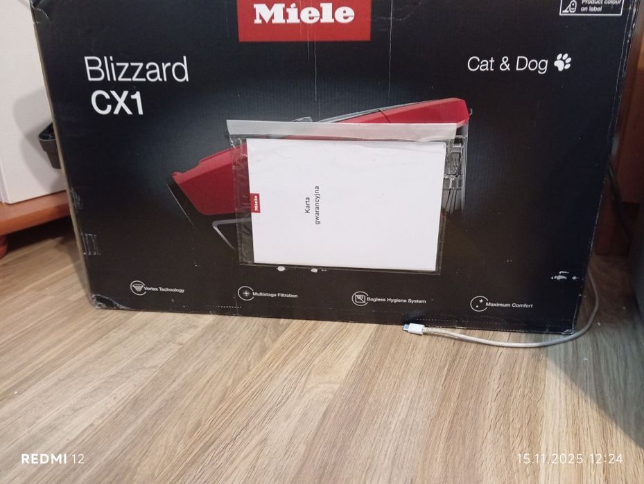 Odkurzacz Miele kapletny na gwarancji